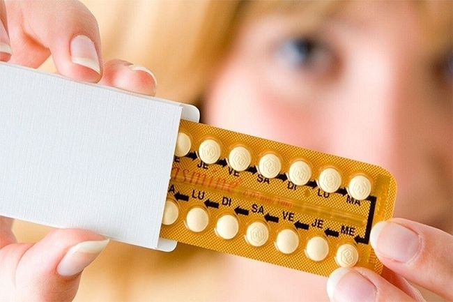 Hậu quả của uống thuốc tránh thai hàng ngày không đúng giờ?