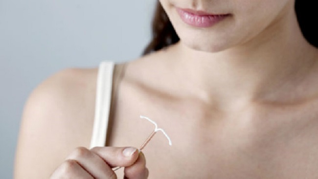 Đặt vòng tránh thai sau sinh mổ có được không?